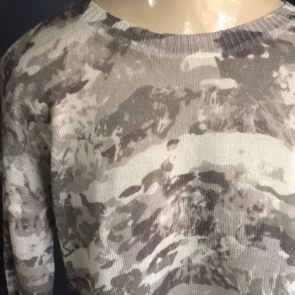 Rock & Republic fine knit taupe/ivry/olive sweater - Picture 2 of 6